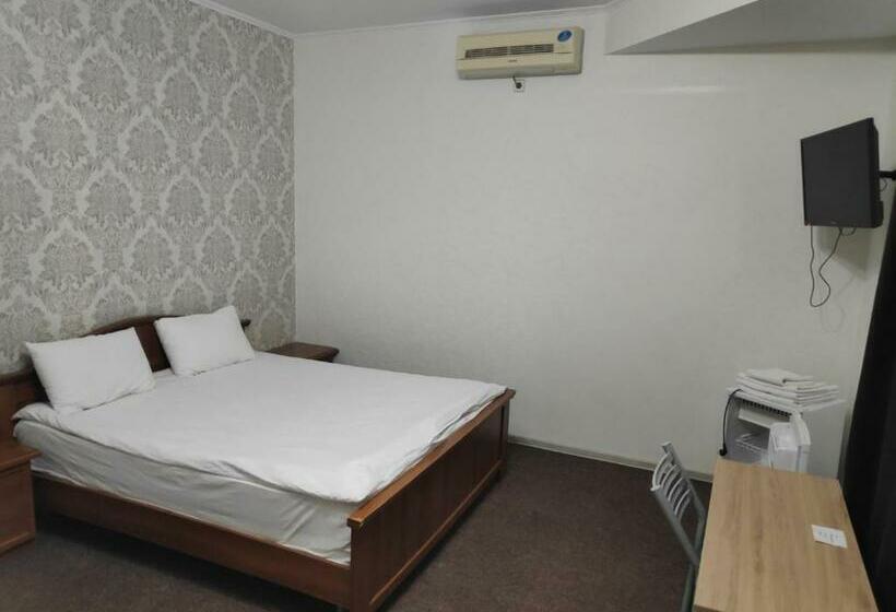 سوییت, Mini Chisinau