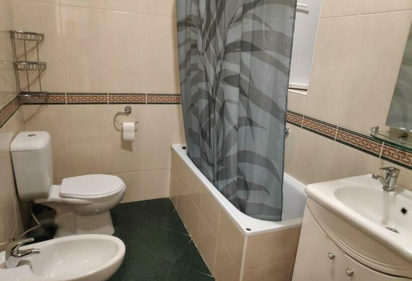 سوئیت راحتی, Mini Chisinau