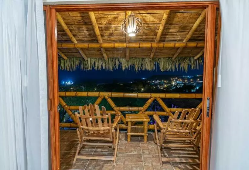 オーシャンビューデラックスルームバルコニー付き, Nativa Bambu Ecolodge