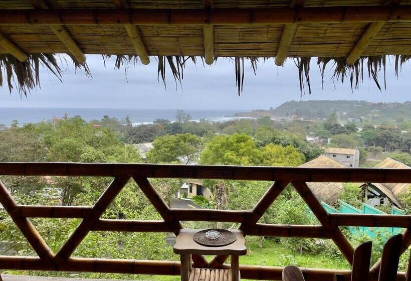 オーシャンビューデラックスルームバルコニー付き, Nativa Bambu Ecolodge