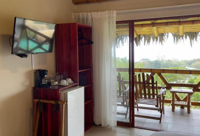 اتاق لوکس, Nativa Bambu Ecolodge