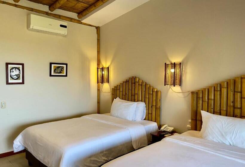 اتاق لوکس, Nativa Bambu Ecolodge