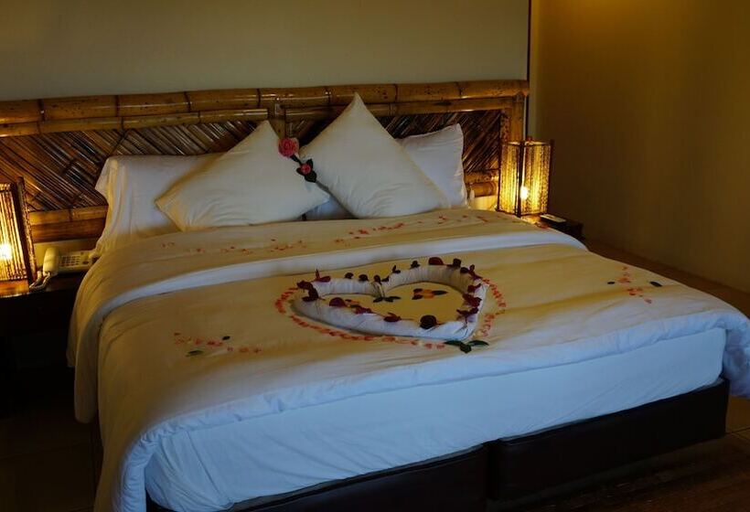 اتاق لوکس با بالکن و چشمانداز دریا, Nativa Bambu Ecolodge