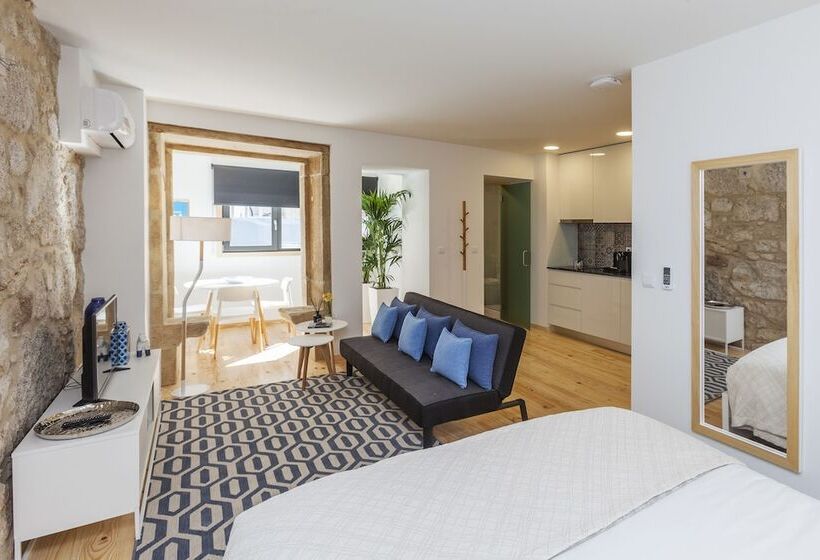 استودیوی استاندارد, Oporto Local Studios