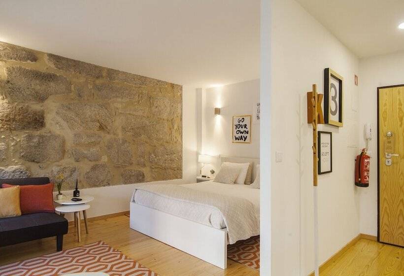 استودیوی لوکس, Oporto Local Studios