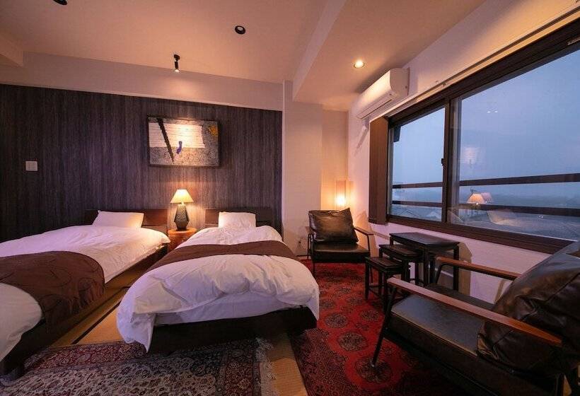 Quarto Estandar, Kunisakisou