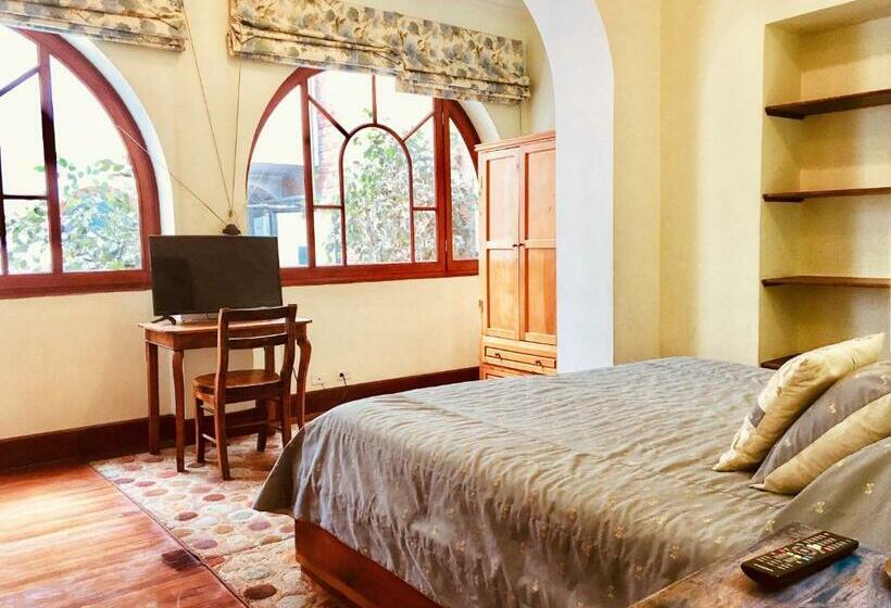 Deluxe Zimmer Kingsize Bett, Boutique Hotel Casa Foch