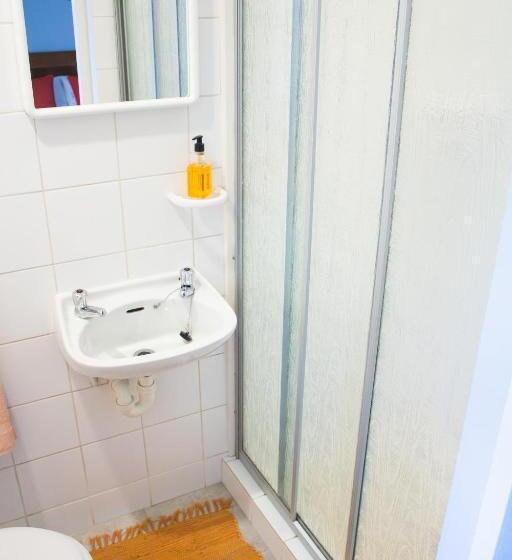 Номер Стандарт, De Oude Yotclub