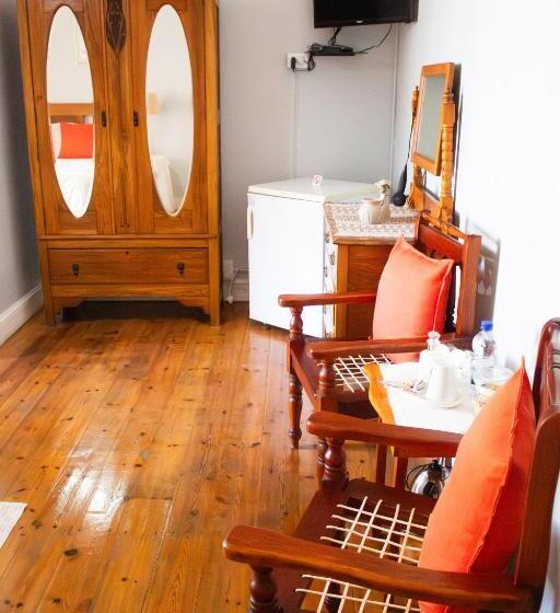 Номер Стандарт, De Oude Yotclub