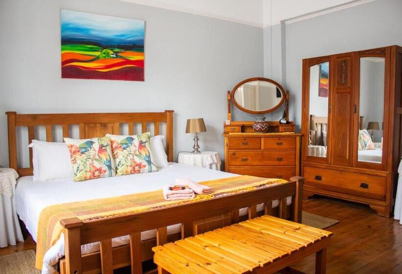 Семейный Номер, De Oude Yotclub