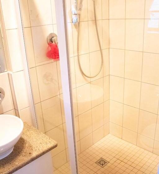 Family Suite, De Oude Yotclub