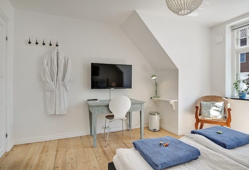 Номер Стандарт, Sweethome Guesthouse