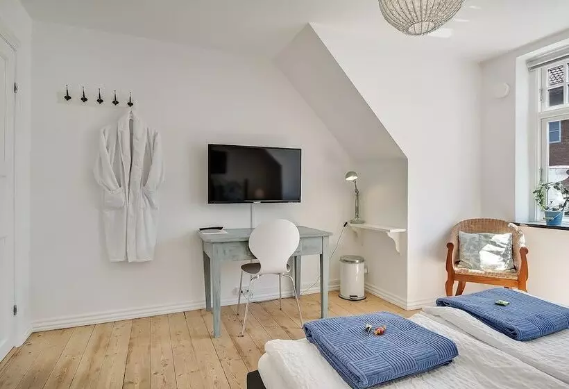 اتاق استاندارد, Sweethome Guesthouse