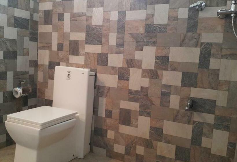 غرفة قياسية ثلاثية, City Capital Hostel