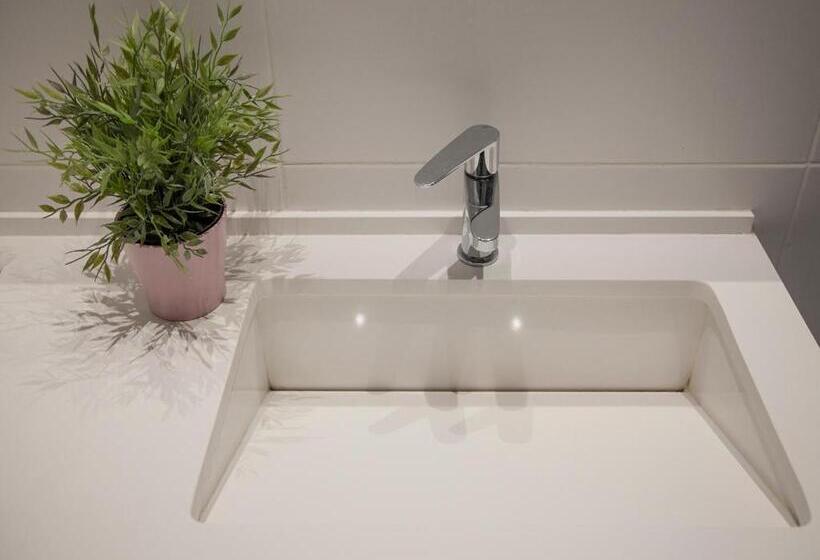 شقة 3 غرف, Flats Friends Soho Suites