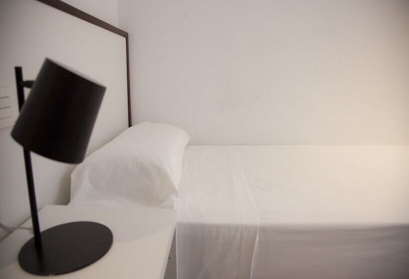 شقة 3 غرف, Flats Friends Soho Suites