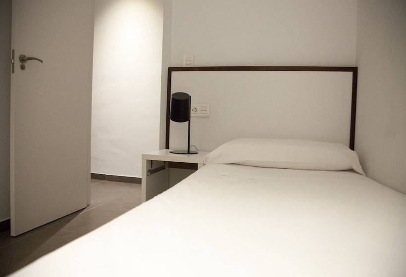 شقة 3 غرف, Flats Friends Soho Suites