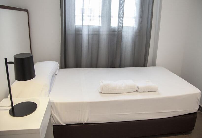 شقة 3 غرف, Flats Friends Soho Suites