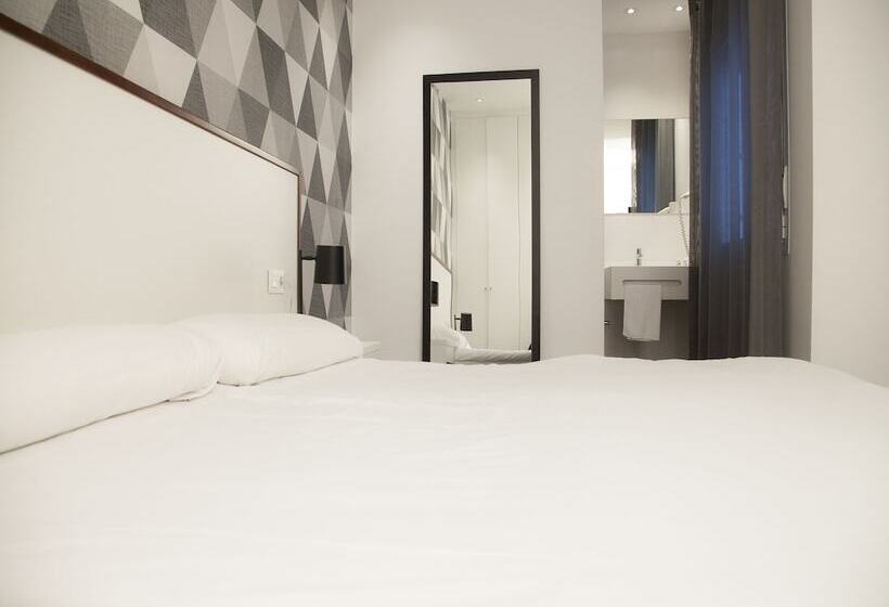 شقة 3 غرف, Flats Friends Soho Suites