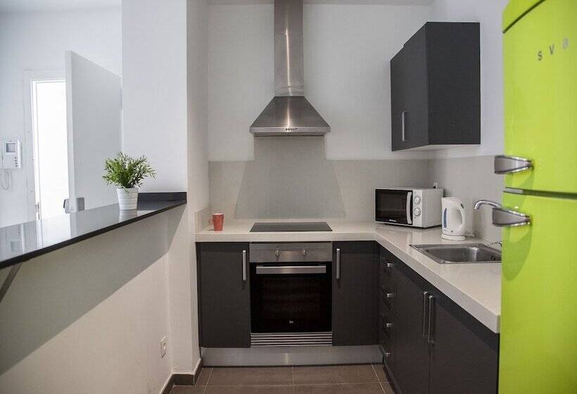 شقة 3 غرف, Flats Friends Soho Suites