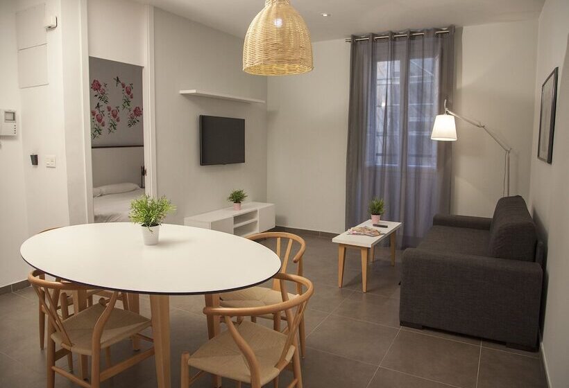 شقة 3 غرف, Flats Friends Soho Suites