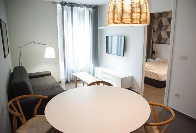 آپارتمان 1 خوابه, Flats Friends Soho Suites