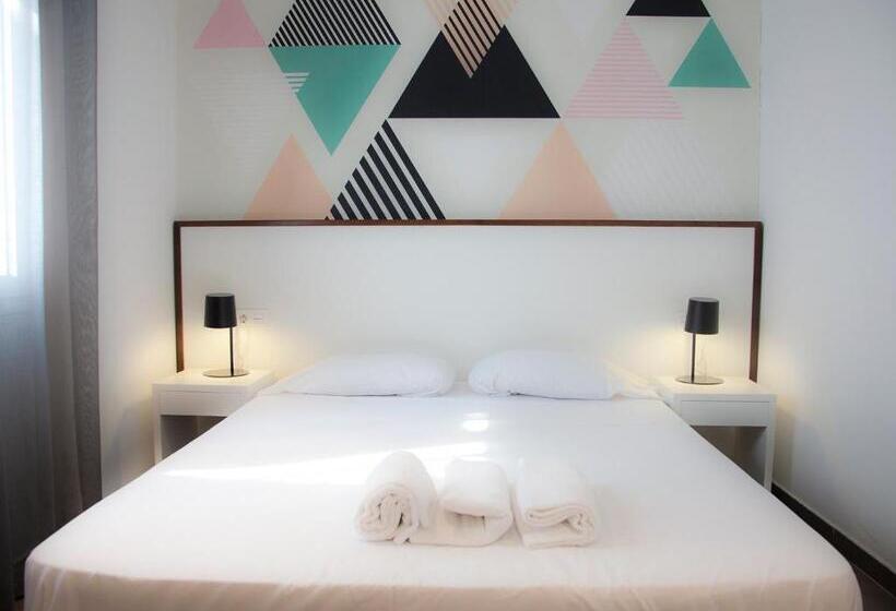 شقة 3 غرف, Flats Friends Soho Suites