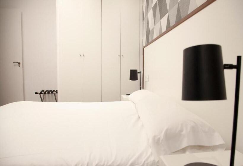 آپارتمان 3 خوابه, Flats Friends Soho Suites