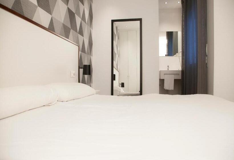 شقة 3 غرف, Flats Friends Soho Suites