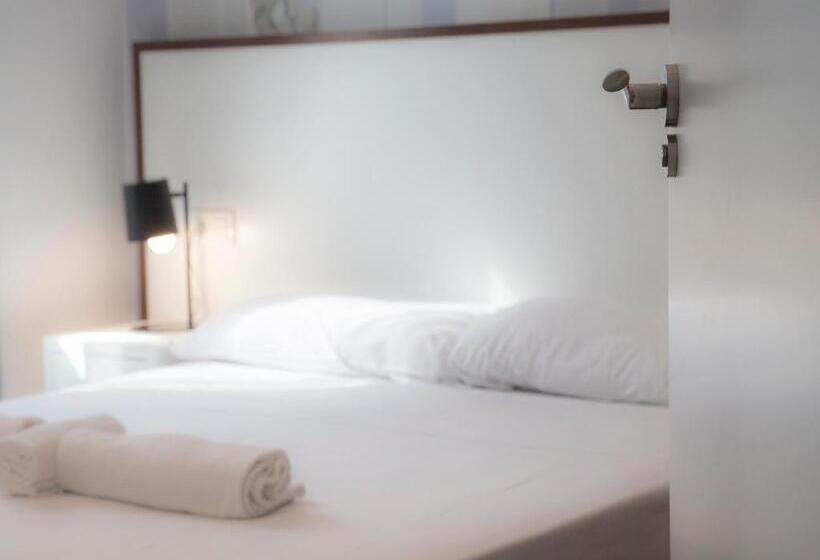 شقة 3 غرف, Flats Friends Soho Suites