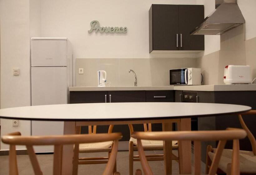 شقة غرفة نوم واحدة بالطابق الأرضى, Flats Friends Soho Suites