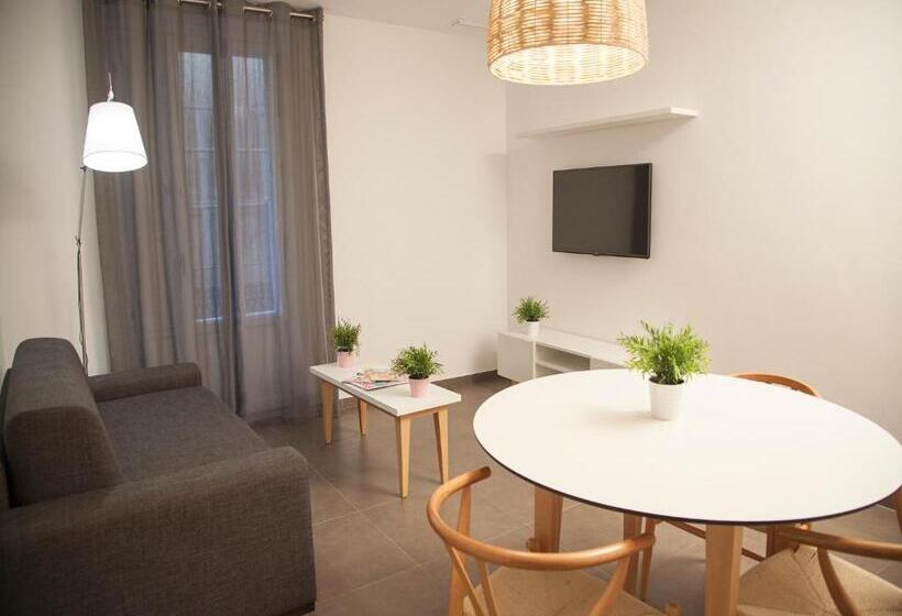 آپارتمان 2 خوابه, Flats Friends Soho Suites