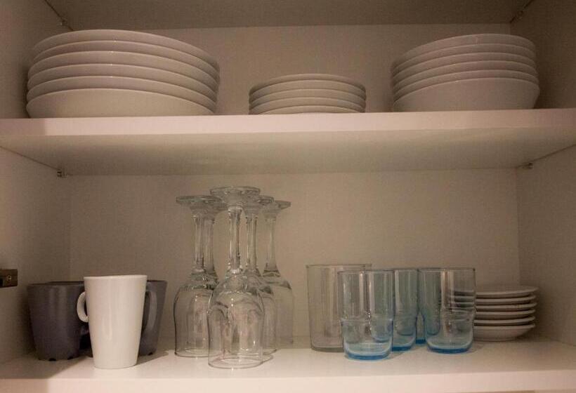 شقة 3 غرف, Flats Friends Soho Suites