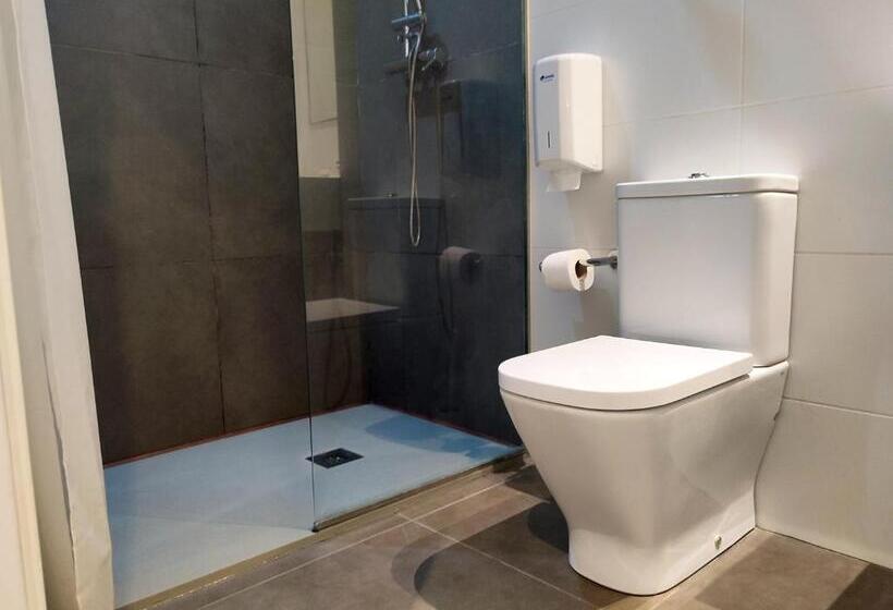 آپارتمان 1 خوابه همکف, Flats Friends Soho Suites