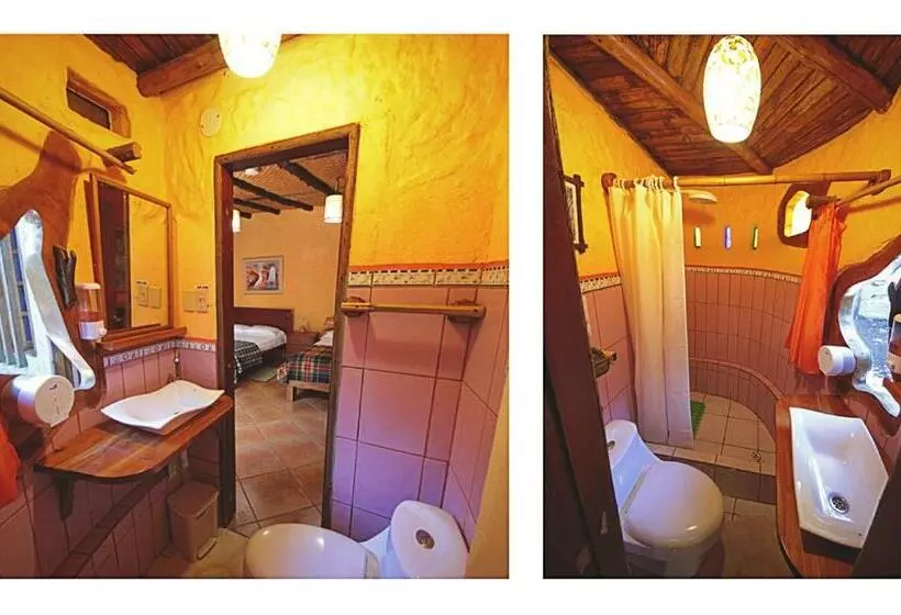 ２ダブルベッドのスタンダードルーム, Lonesome George Ecolodge