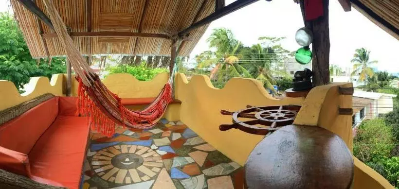 スーペリアールーム, Lonesome George Ecolodge