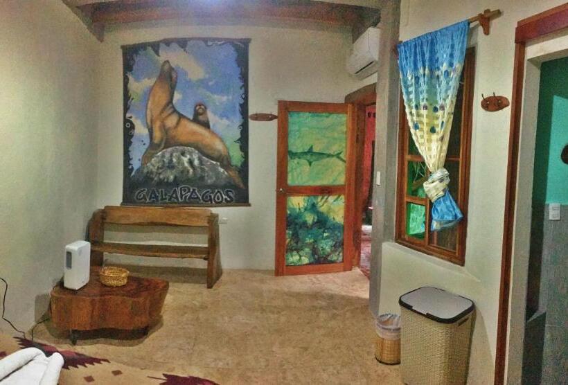 Номер Стандарт, Lonesome George Ecolodge