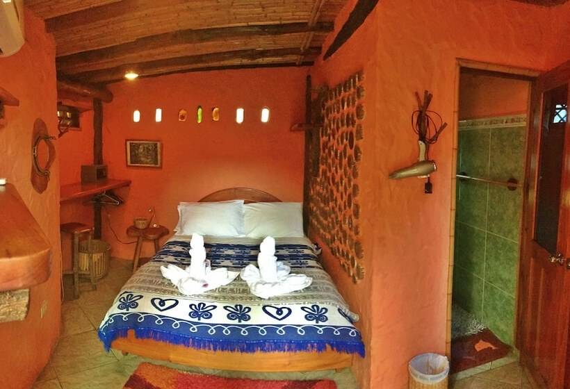 Номер Стандарт, Lonesome George Ecolodge