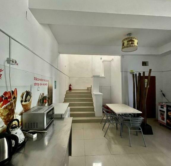 غرفة قياسية حمام مشترك, Hostel Cazino Nord Rooms