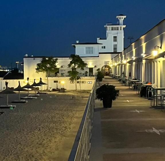 غرفة قياسية حمام مشترك, Hostel Cazino Nord Rooms