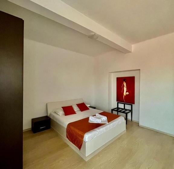 شقة غرفة واحدة مطلة على البحر, Hostel Cazino Nord Rooms