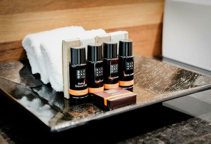 غرفة سوبيريور, F6