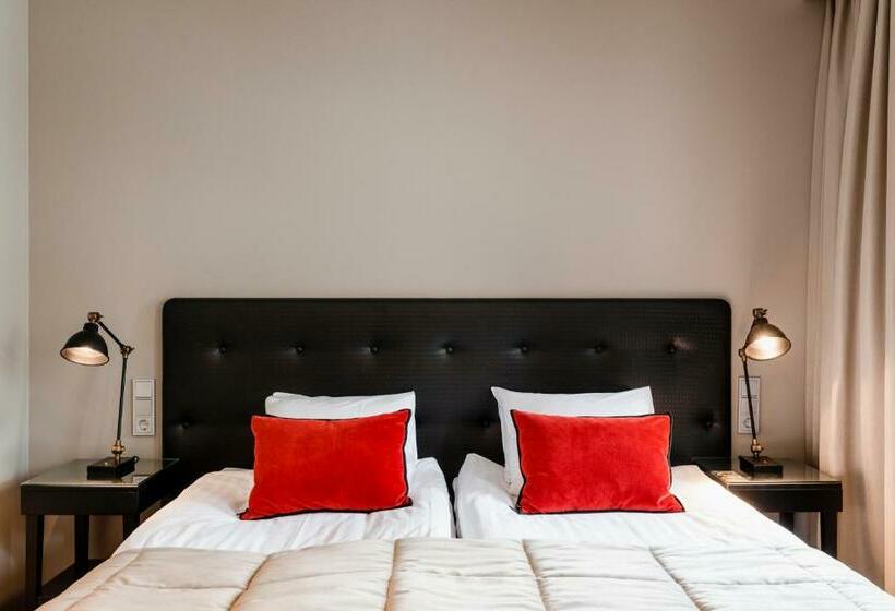 غرفة قياسية, F6