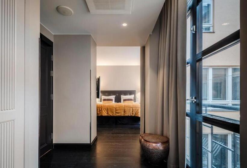 غرفة قياسية, F6