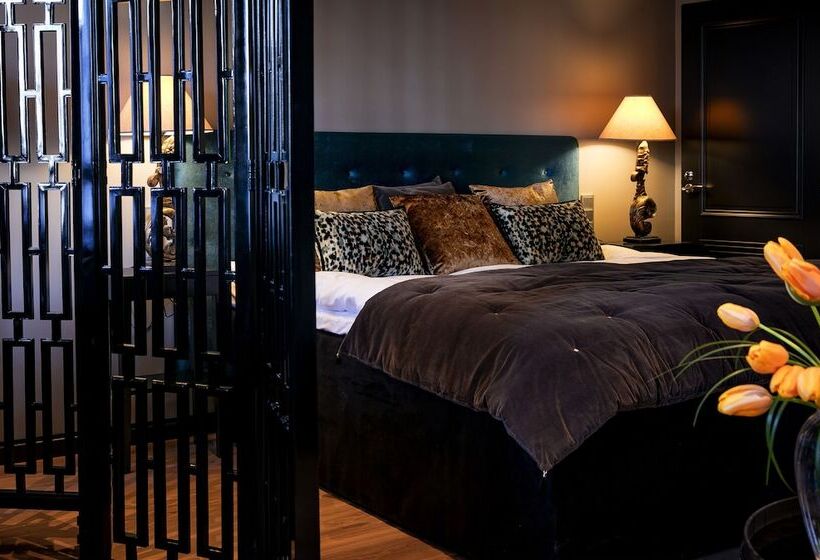 غرفة ديلوكس, F6