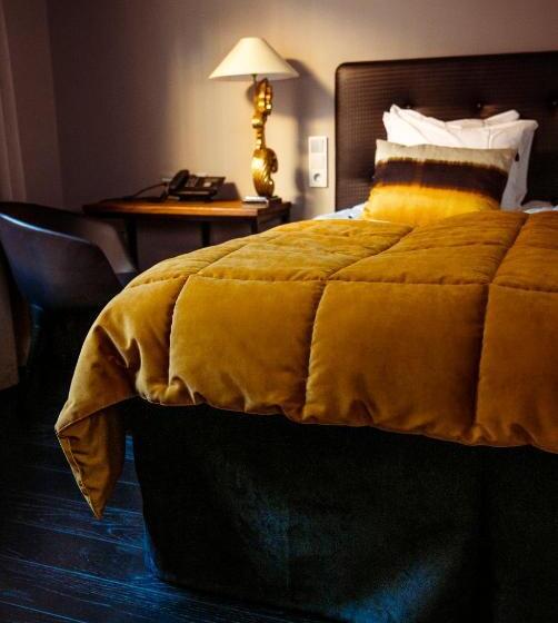 غرفة قياسية, F6