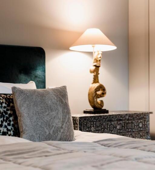 غرفة ديلوكس, F6