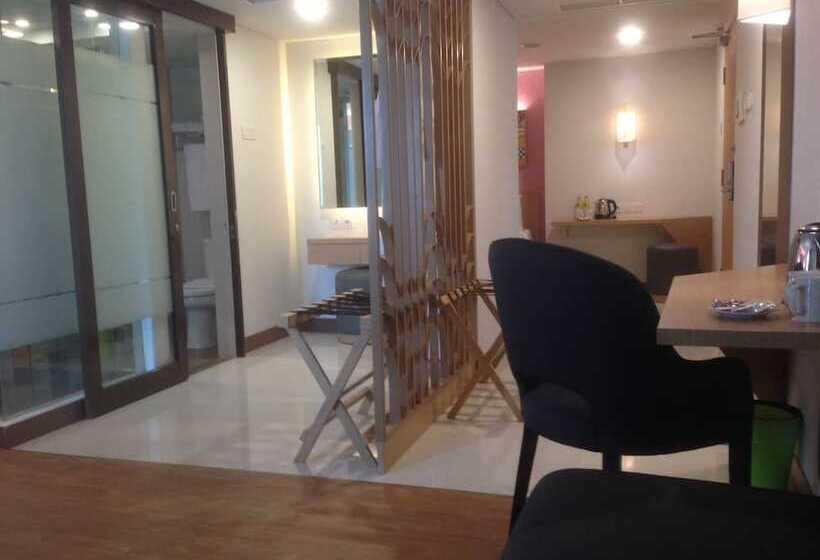 Номер Superior, G Sign Style