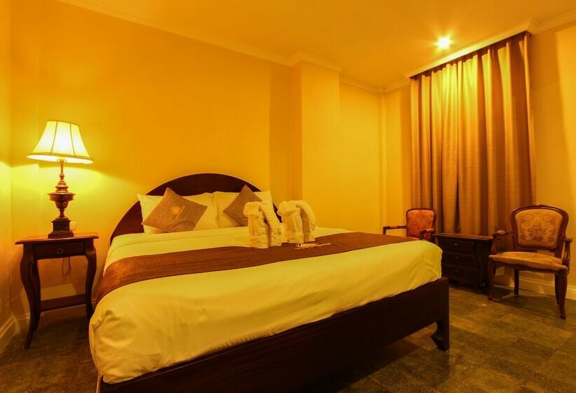 غرفة قياسية, Le Luxe Boutique