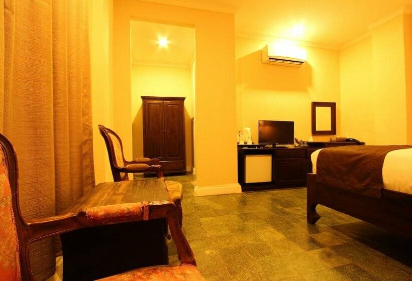 غرفة قياسية, Le Luxe Boutique